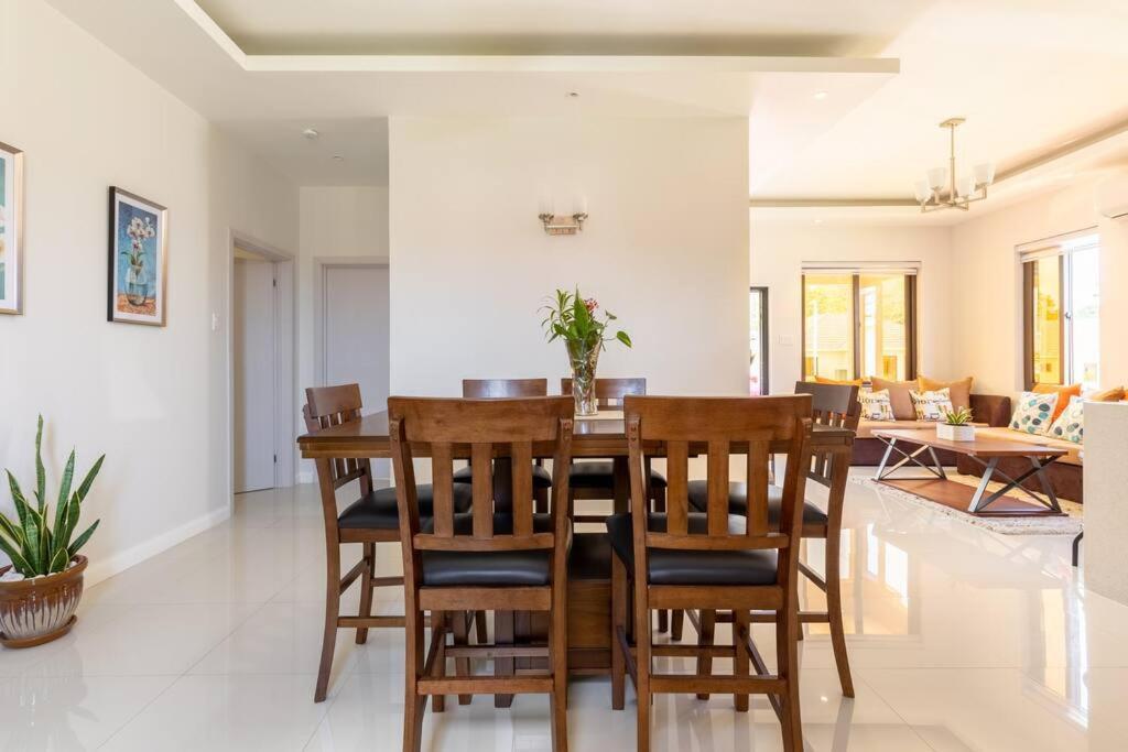 Sun Shine Luxury Villas 2 Bedroom Pool & Gym Ocho Rios St Ann المظهر الخارجي الصورة