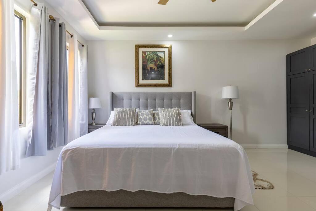 Sun Shine Luxury Villas 2 Bedroom Pool & Gym Ocho Rios St Ann المظهر الخارجي الصورة