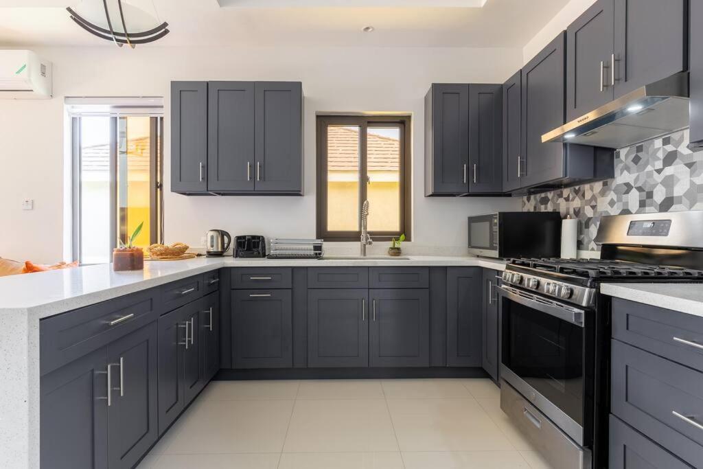 Sun Shine Luxury Villas 2 Bedroom Pool & Gym Ocho Rios St Ann المظهر الخارجي الصورة